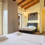 Cipressi - Luxuri Lounge - Malcesine