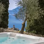 Cipressi - Luxuri Lounge - Villa