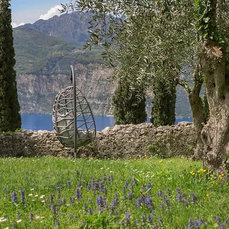 Cipressi - Luxuri Lounge - Malcesine