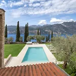 Cipressi - Luxuri Lounge - Vila Malcesine
